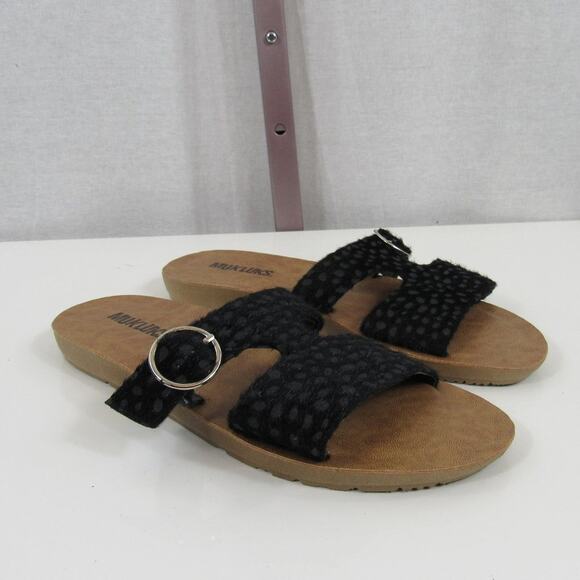 MUK LUKS Size 9 About You Sandal Black Animal Texture Vegan Faux - Picture 1 of 7
